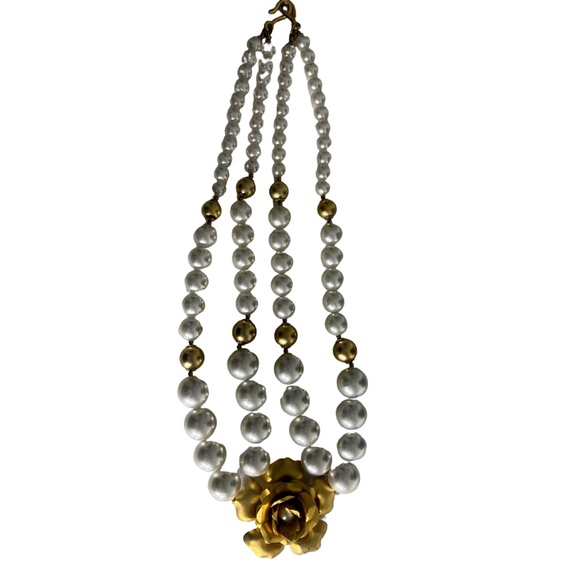Vintage Double Strand Statement Faux Pearl Rose Necklace - Picture 5 of 14